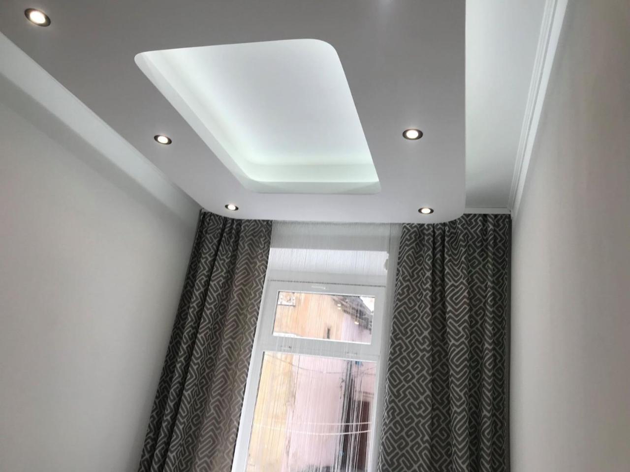 Modern Apartment Lviv Extérieur photo