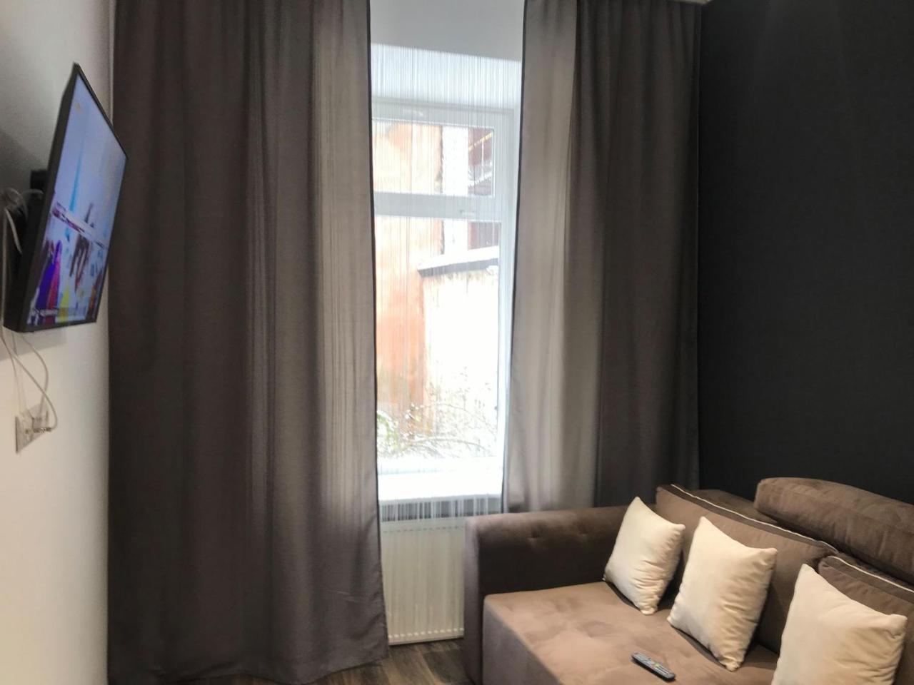 Modern Apartment Lviv Extérieur photo